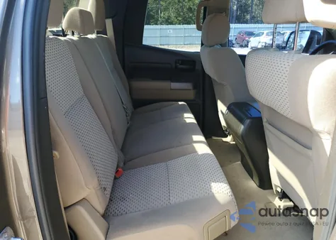 2010 Toyota Tundra Double Cab Sr5 z USA, uszkodzony, nr VIN 5TFRM5F13AX014962